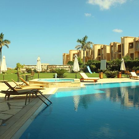Panacea Suites Hotel Borg El Arab Luaran gambar